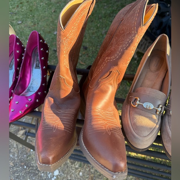 Brown Western Leather Boots - Picture 2 of 2